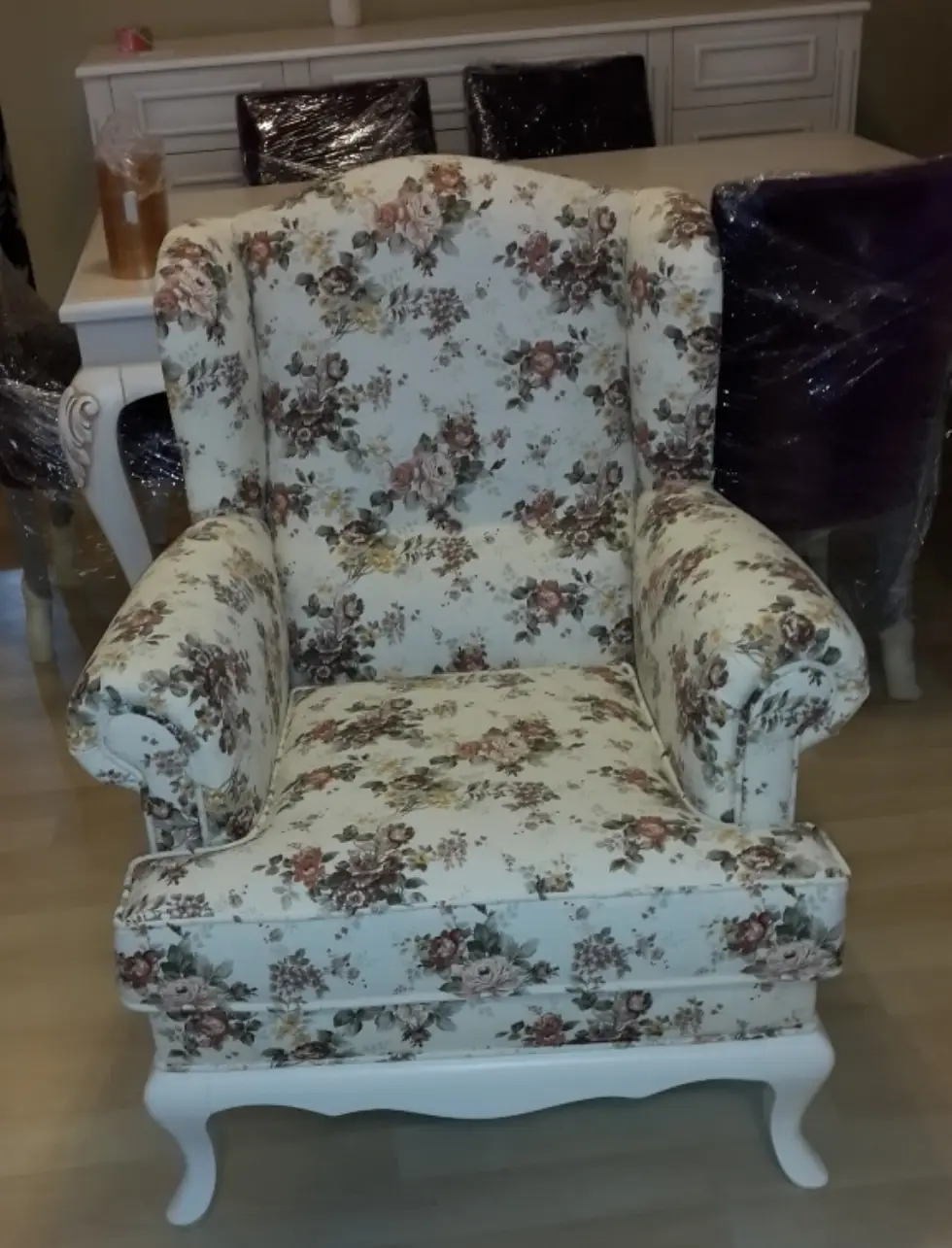 Produktcode: 19114 - Klassischer Sessel Blumenmuster - Holzfüße Nach Maß