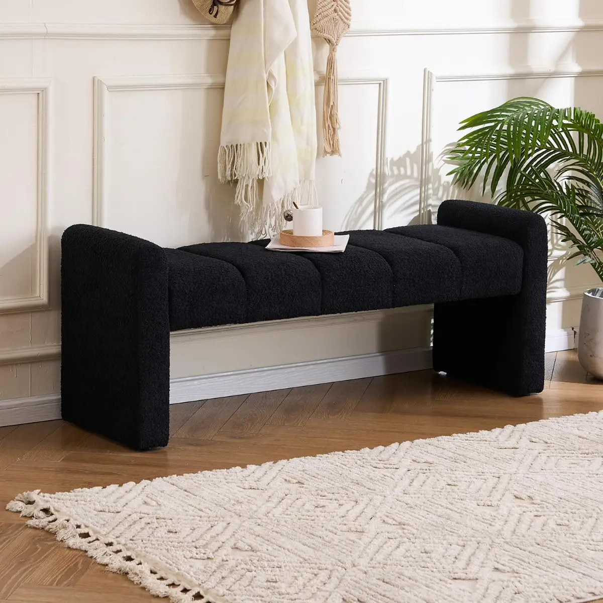 Sitzbank Boucle Schwarz - Gesteppt, Bettbank Modern
